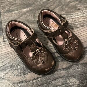 Stride rite Mary Jane Tenley shoes white size 5 M girls leather used